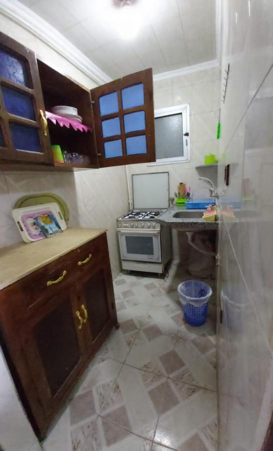 Furnished Apartment - Beach View "Nearest Beach 2 Minutes Walking" - Free Wifi- Abo Keer - Alexandria - Egypt Abu Qir ภายนอก รูปภาพ