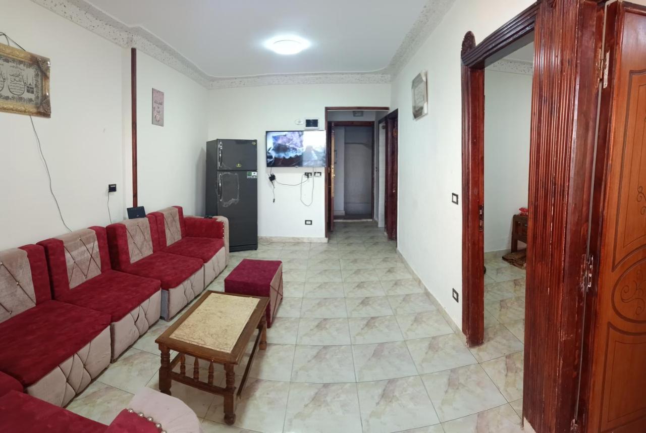 Furnished Apartment - Beach View "Nearest Beach 2 Minutes Walking" - Free Wifi- Abo Keer - Alexandria - Egypt Abu Qir ภายนอก รูปภาพ